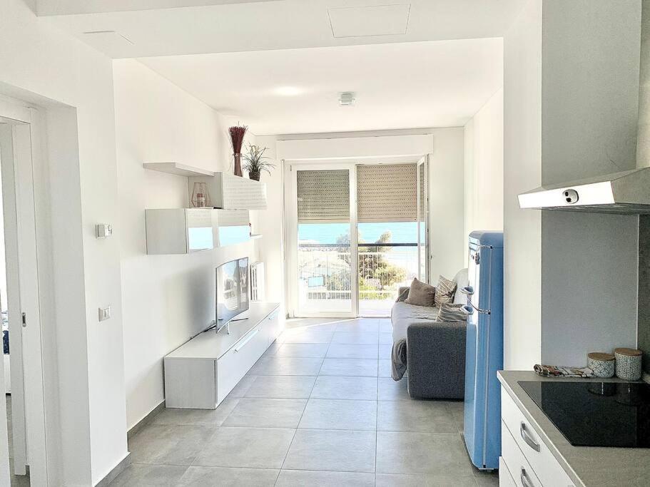 10 Min. Da Sanremo Appartamento Vista Mare Taggia Ngoại thất bức ảnh